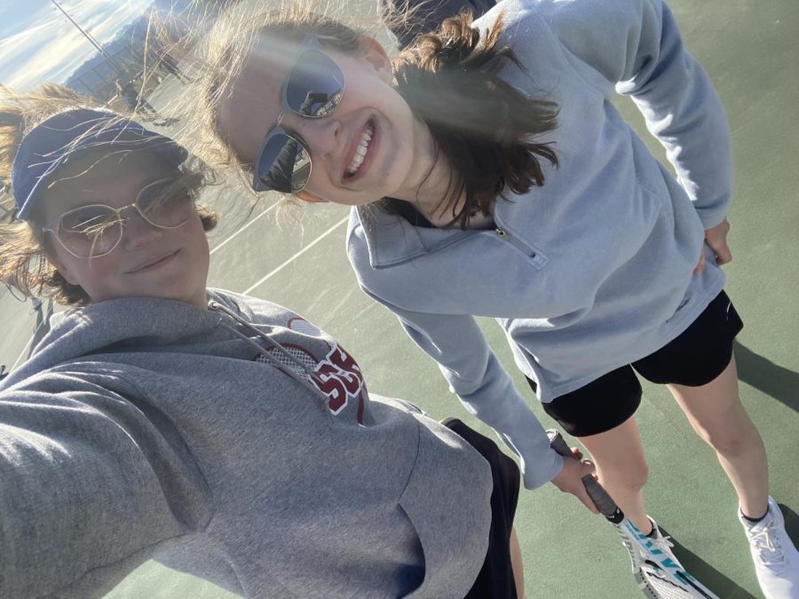 Varsity+Tennis+Players+Shenandoah+Waugh+and+Sarah+Dodge+share+a+fun+selfie+after+practice.