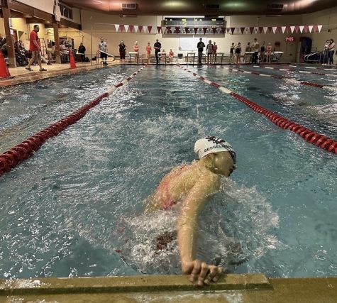 Annika Sesselmann powers through the event.